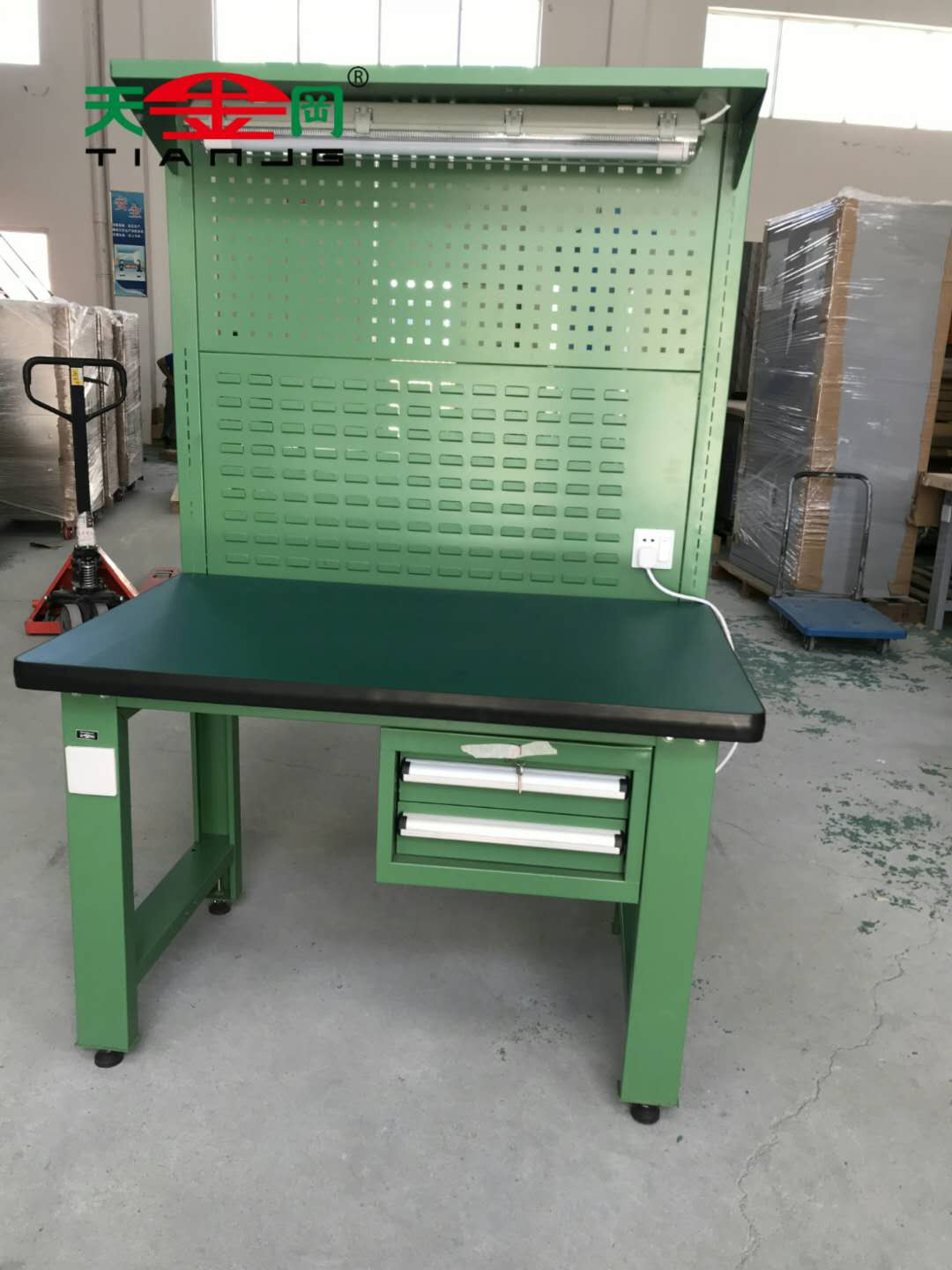 重慶鉗工工作臺