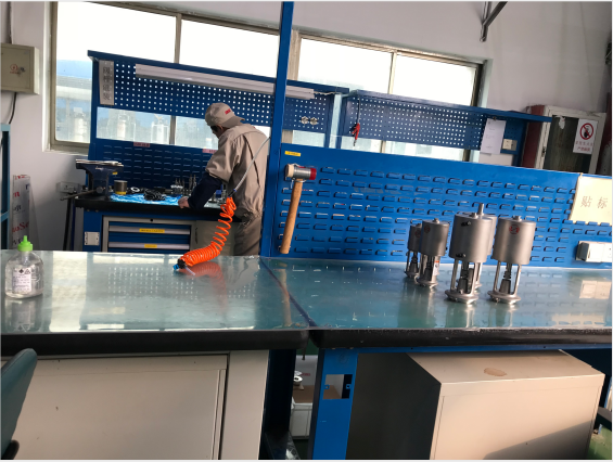 天金岡車間鉗工桌--客戶場景