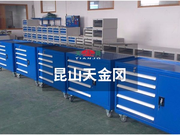 浪漫七夕，茫茫人海中鉗工工具柜期待與您的相遇！