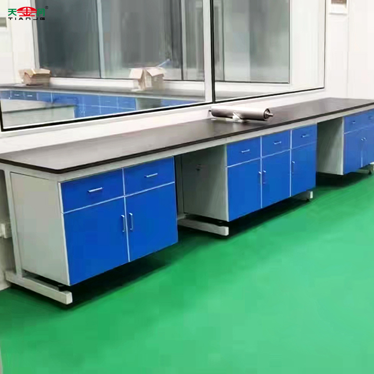 如何通過不同款式的實(shí)驗(yàn)室實(shí)驗(yàn)臺實(shí)現(xiàn)其功能？【天金岡】