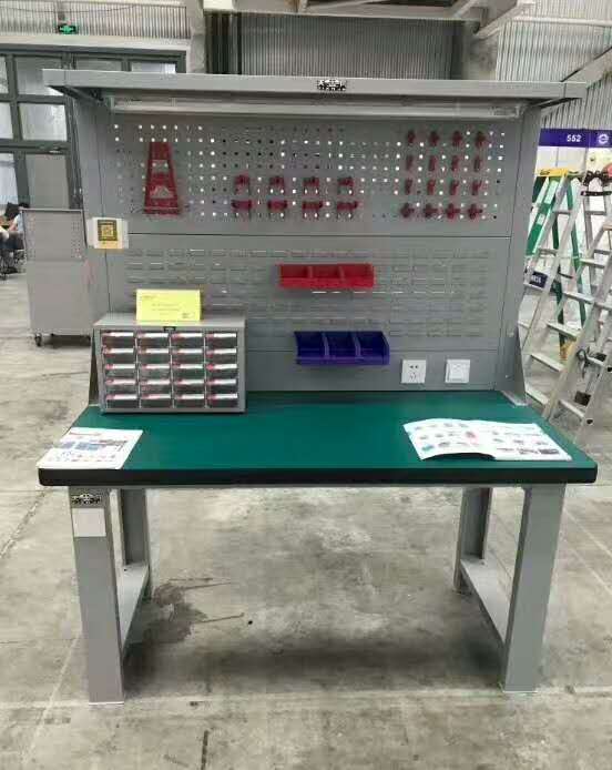 鉗工裝配工作臺