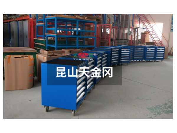 工具柜生產(chǎn)廠家哪家好，品牌廠家心無旁騖，打造品質(zhì)【天金岡】